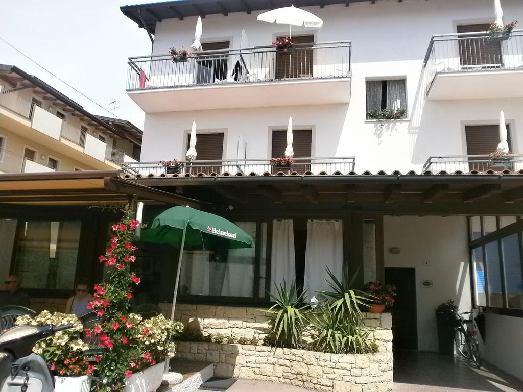 ברנצונה סול גארדה Albergo Al Pescatore מראה חיצוני תמונה